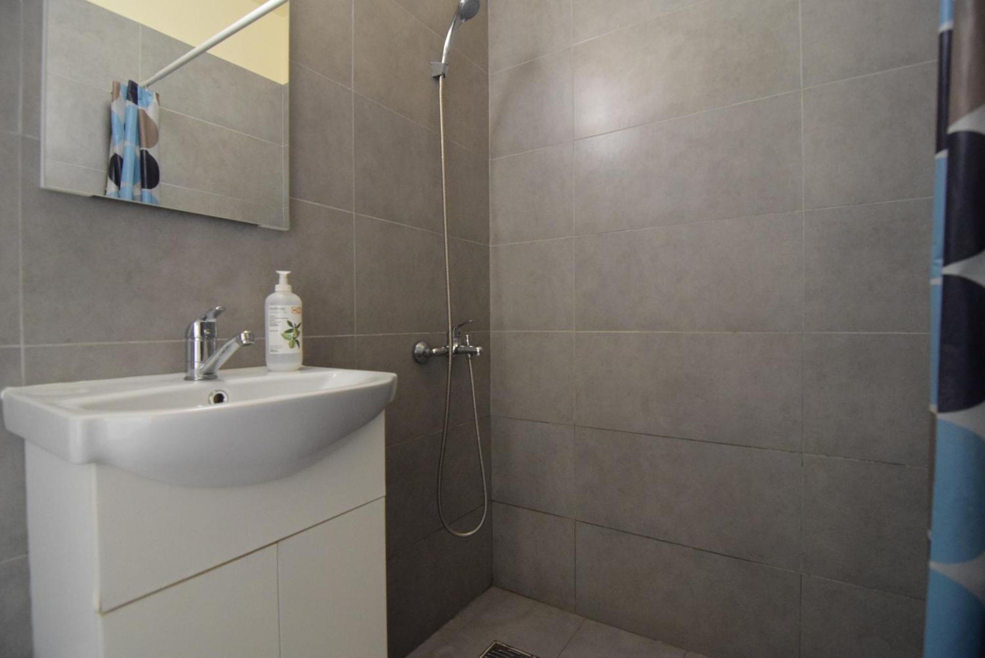 Gara De Nord - Resedinta Lui Calin Appartement Boekarest Buitenkant foto